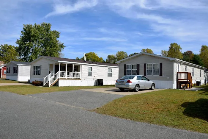 Waysons Woods Manufactured Home Community Picture 3
