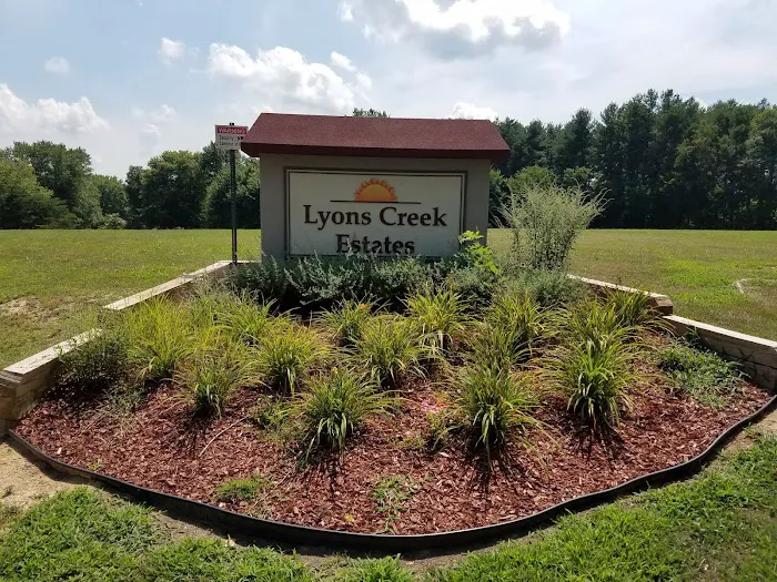 Lyons Creek MHC Picture 6