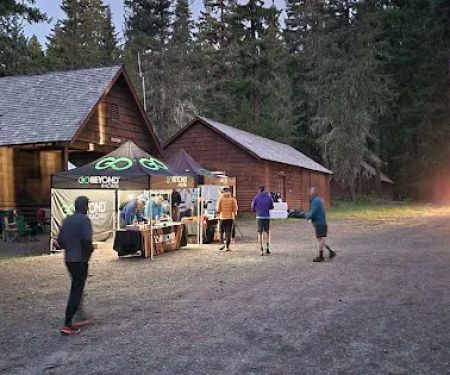 Clackamas Lake Historic Ranger Station