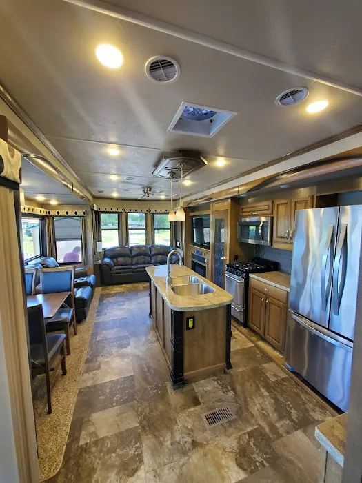 Colden Lakes Resort Picture 6