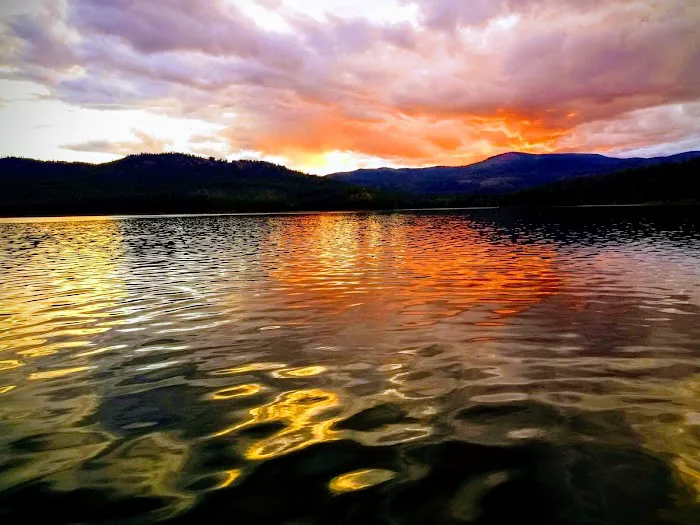 Log Cabin Resort Picture 9