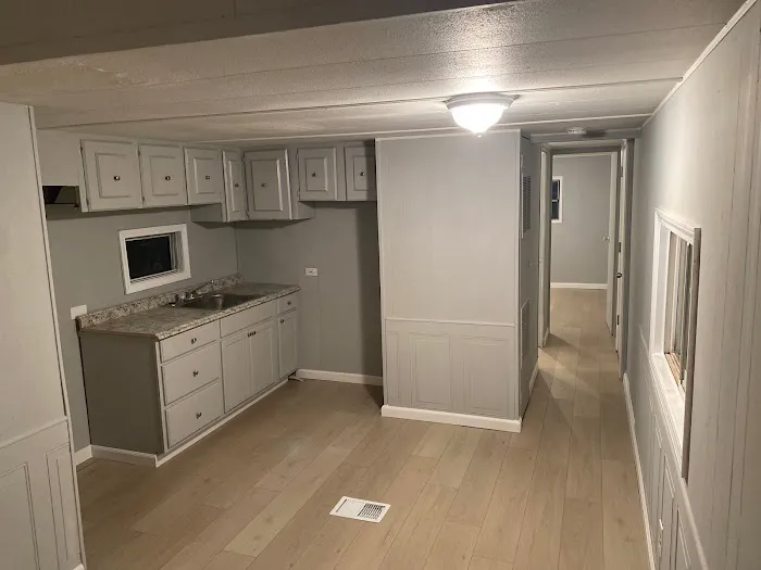 Wayside Mobile Home Court Picture 2