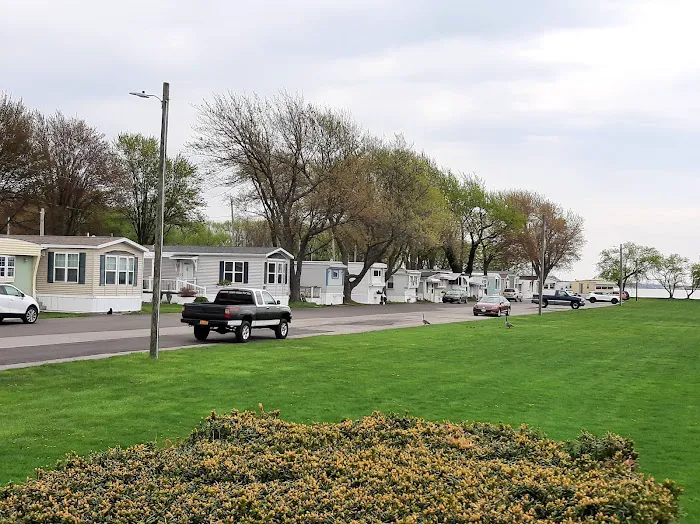 Lynch Park River Point Picture 9