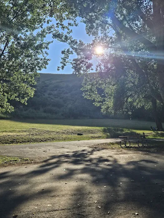 Hawk Creek Campground Picture 7