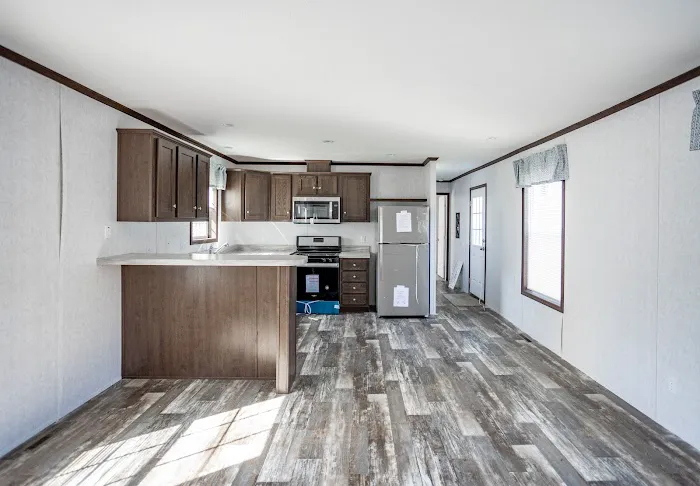 Lake Erie Estates Picture 9