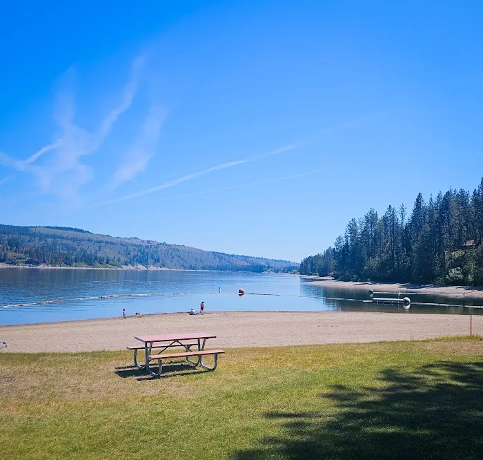 Porcupine Bay campground Picture 8