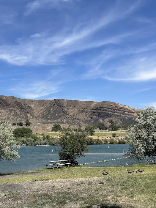 Sun Lakes State Park Campground Picture 8