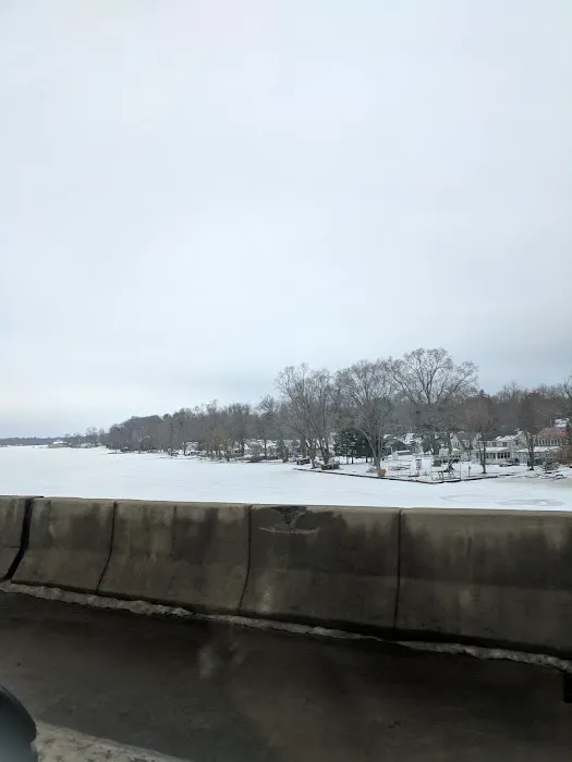 Sunshine Village Mobile Home Picture 5