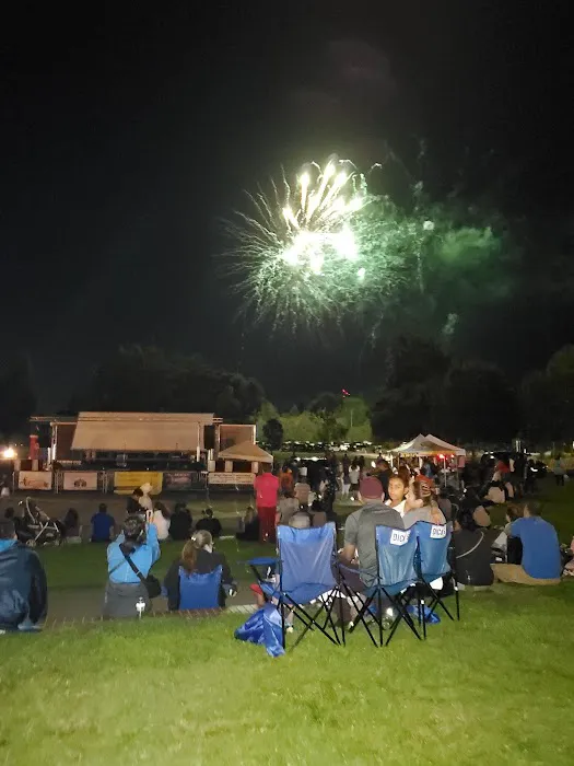 Riverview Park Biker/Boater Campground Picture 6