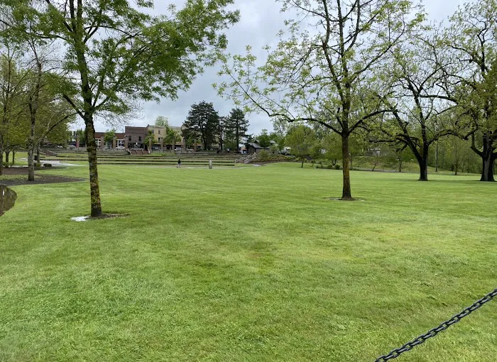 Riverview Park Biker/Boater Campground Picture 3