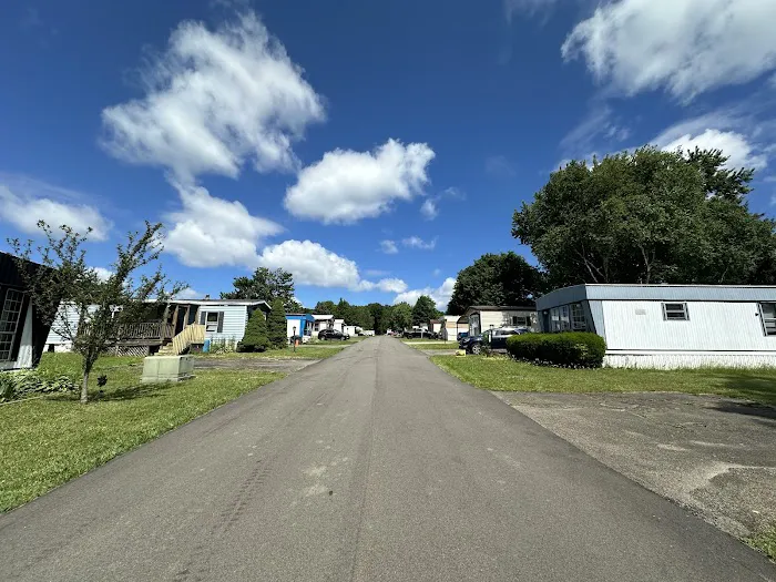 High Acres Mobile Home Park Picture 2