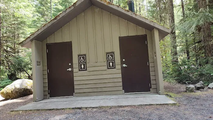 Riverside at Detroit Campground Picture 3