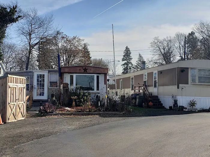 Wesleyville Mobile Home Park Picture 7