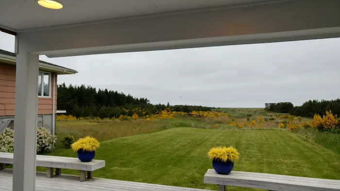 Crow's Nest RV Parkbeach Picture 1