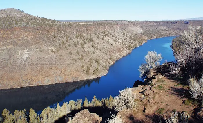 Pelton Park Store & Marina On Lake Simtustus Picture 3
