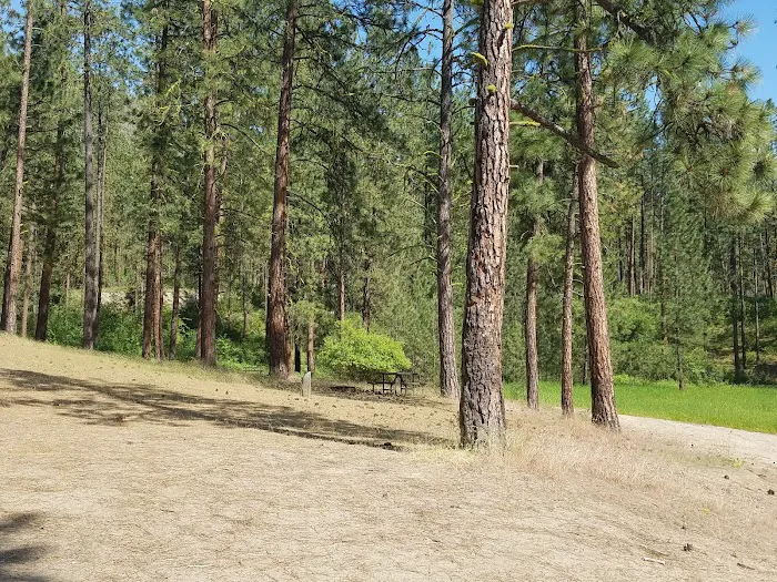 Cloverleaf Campground Picture 7