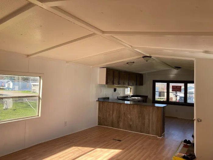 Hayfield Estates Mobile Home Park Picture 1