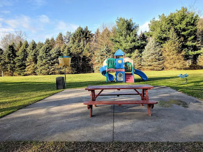 Cross Station Road Mobile Home Park Picture 2