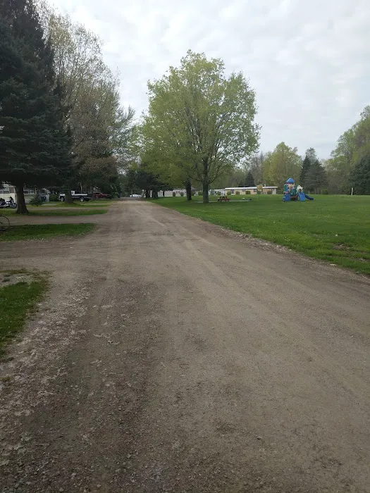 Cross Station Road Mobile Home Park Picture 9