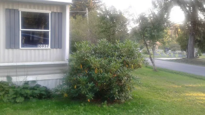 Victoria Estates Mobile Home Prk Picture 3