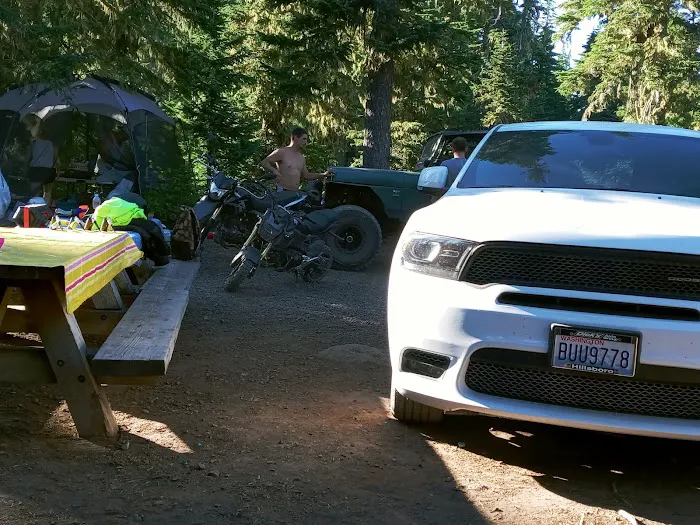 Horseshoe Lake Campground Picture 3