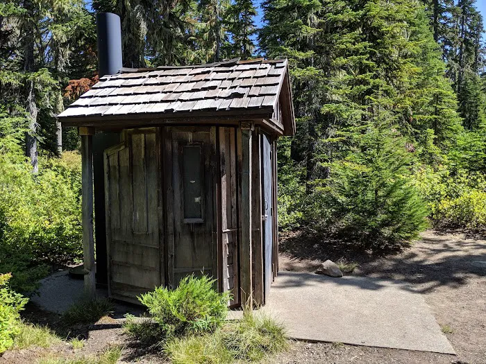 Horseshoe Lake Campground Picture 9