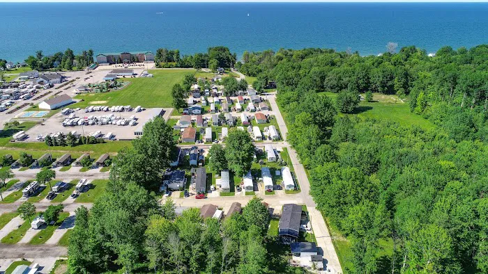 Lake Grove Park Picture 7