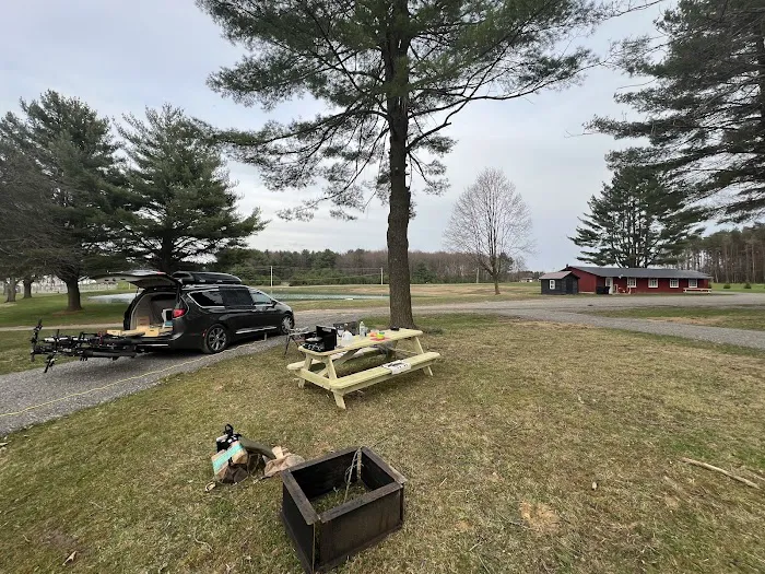 Lake Lucy RV Park Picture 5