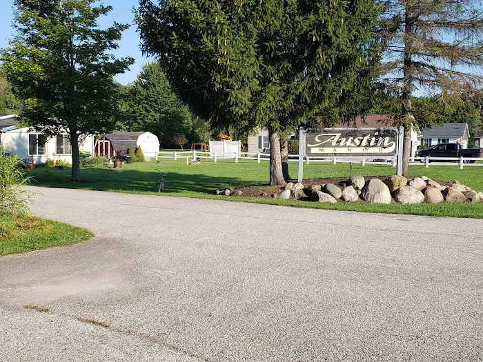 Austin Manor Manufactured Home Community Picture 3