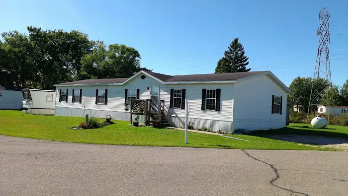 Whispering Willow Mobile Home Community Picture 7