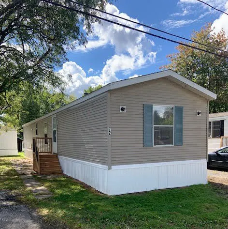 Madison Estates Mobile Home Park Picture 1