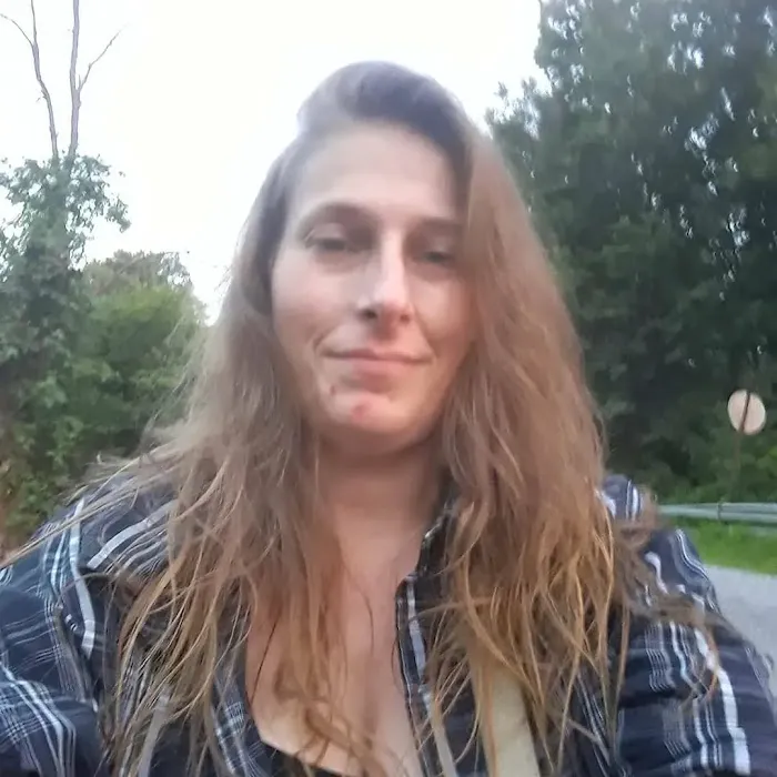 Pine Grove Mobile Home Park Picture 2