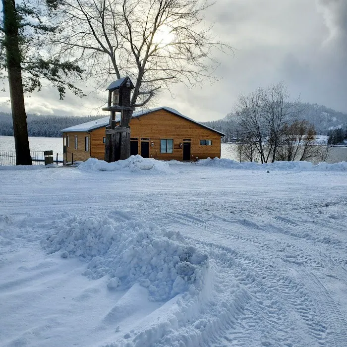 Waitts Lake Resort and Cabins Picture 6
