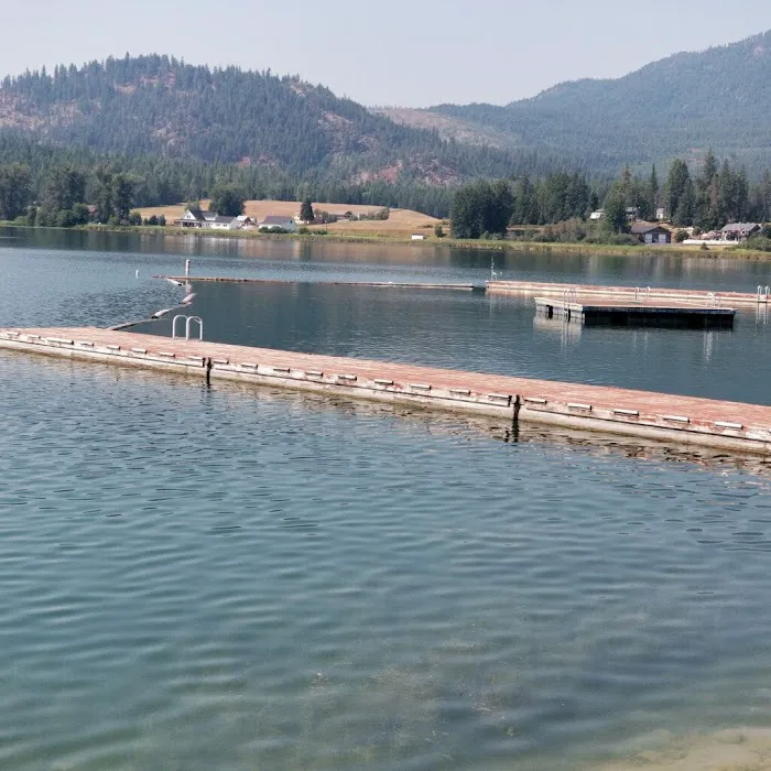 Waitts Lake Resort and Cabins Picture 10