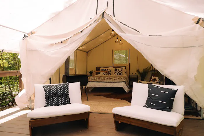 Rustic Acres RV Resort and Campground Picture 2