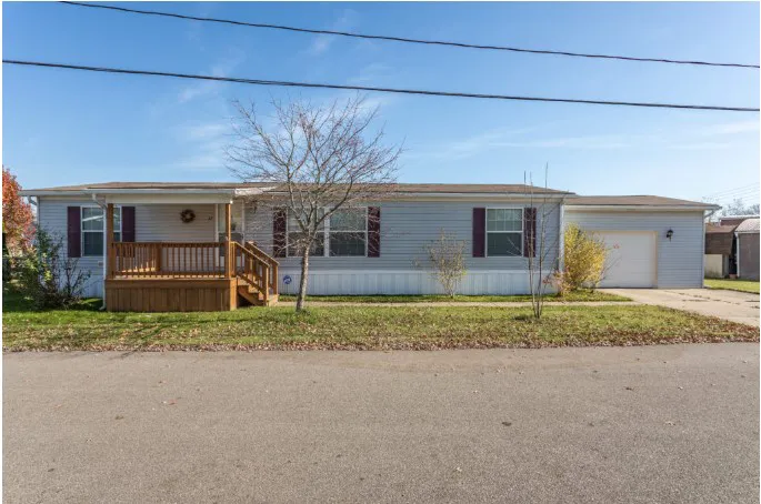 Jacque's Mobile Home Park Picture 2