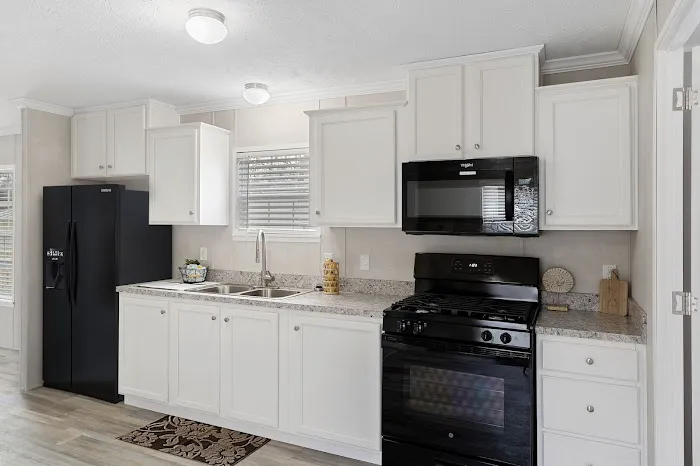 Forest Grove Mobile Home Park Picture 5