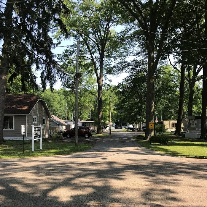 Forest Grove Mobile Home Park Picture 10