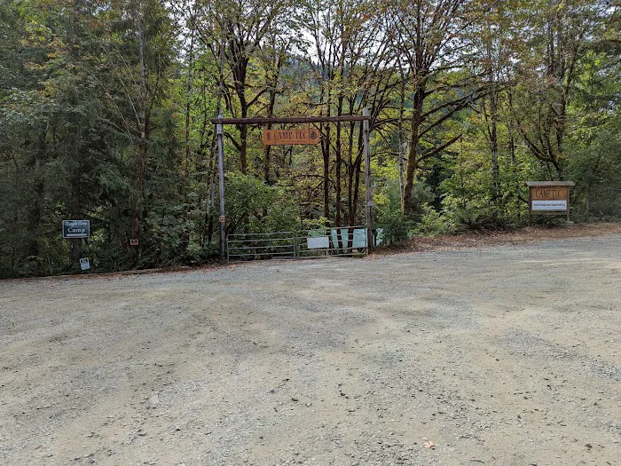 Triangle Lake Campground Picture 2