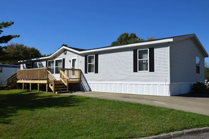 Brookfield Acres Manufactured Home Community Picture 7