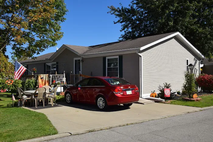 Brookfield Acres Manufactured Home Community Picture 4