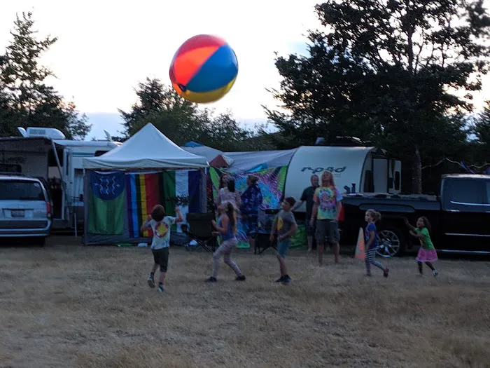 Carefree Farms Campground Picture 10