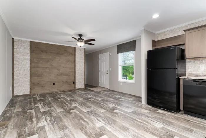 Mandell Trails Picture 4