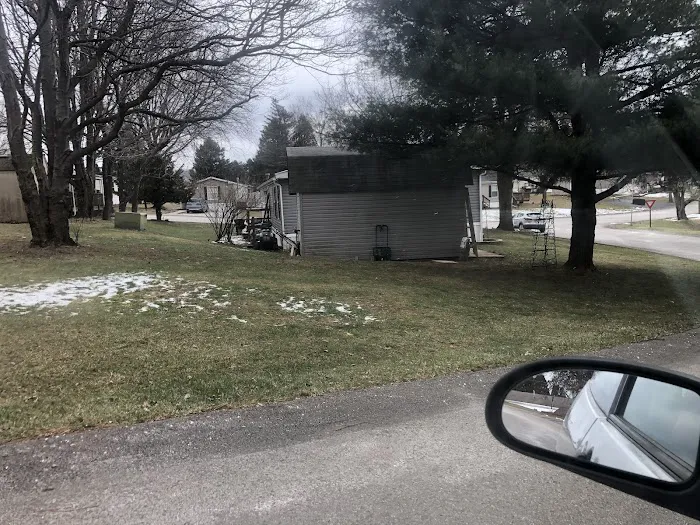 Oak Springs Mobile Home Park Picture 6