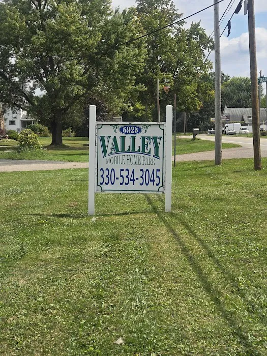 Valley Mobile Home Park Picture 5