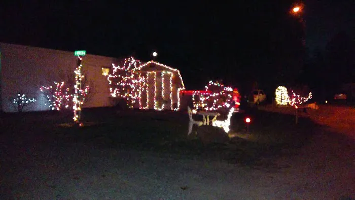 Fowler Mobile Home Park Picture 1