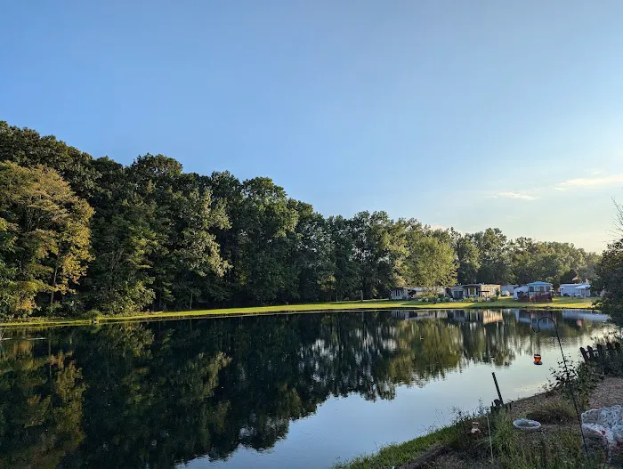 Four Seasons Mobile Home Park Picture 5