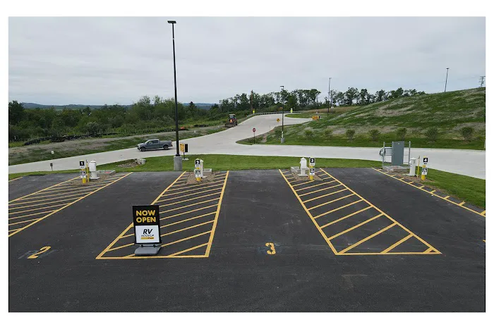 Love's RV Hookup Picture 9