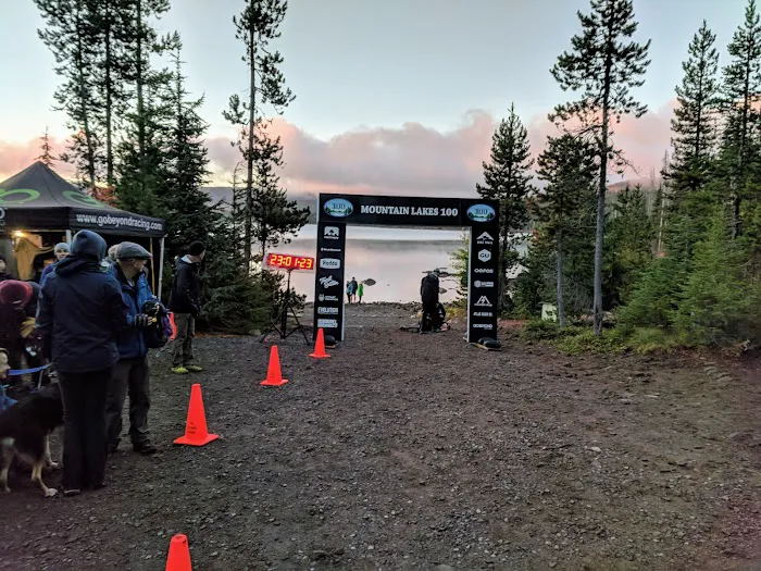 OLALLIE LAKE GUARD STATION CABIN Picture 4