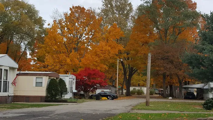 Mentor Green Mobile Home Park Picture 5